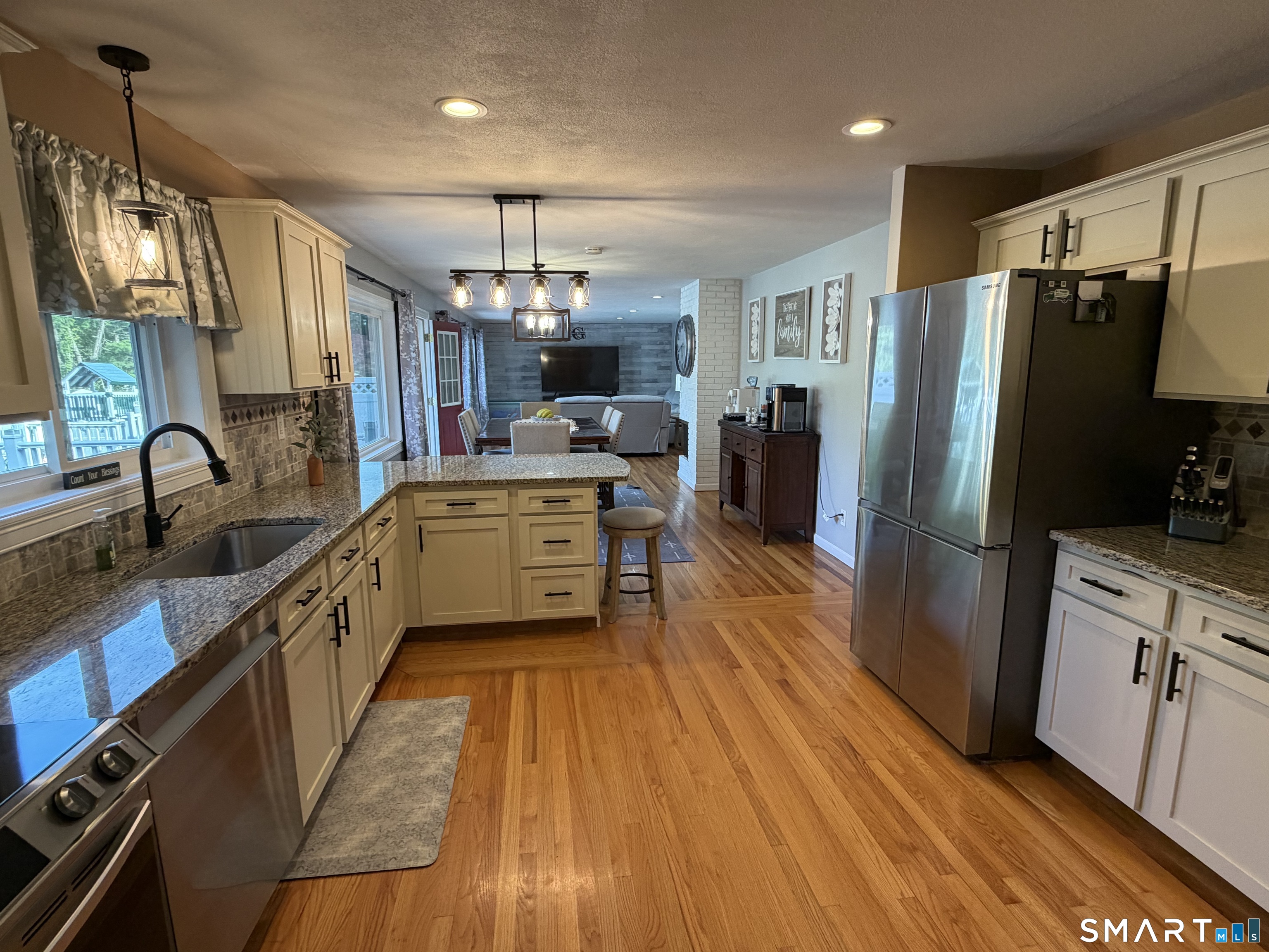 14 Hebron Road Bolton CT 06043