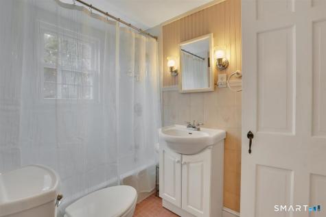 81 Lydale Place Meriden CT 06450