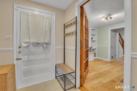81 Lydale Place Meriden CT 06450