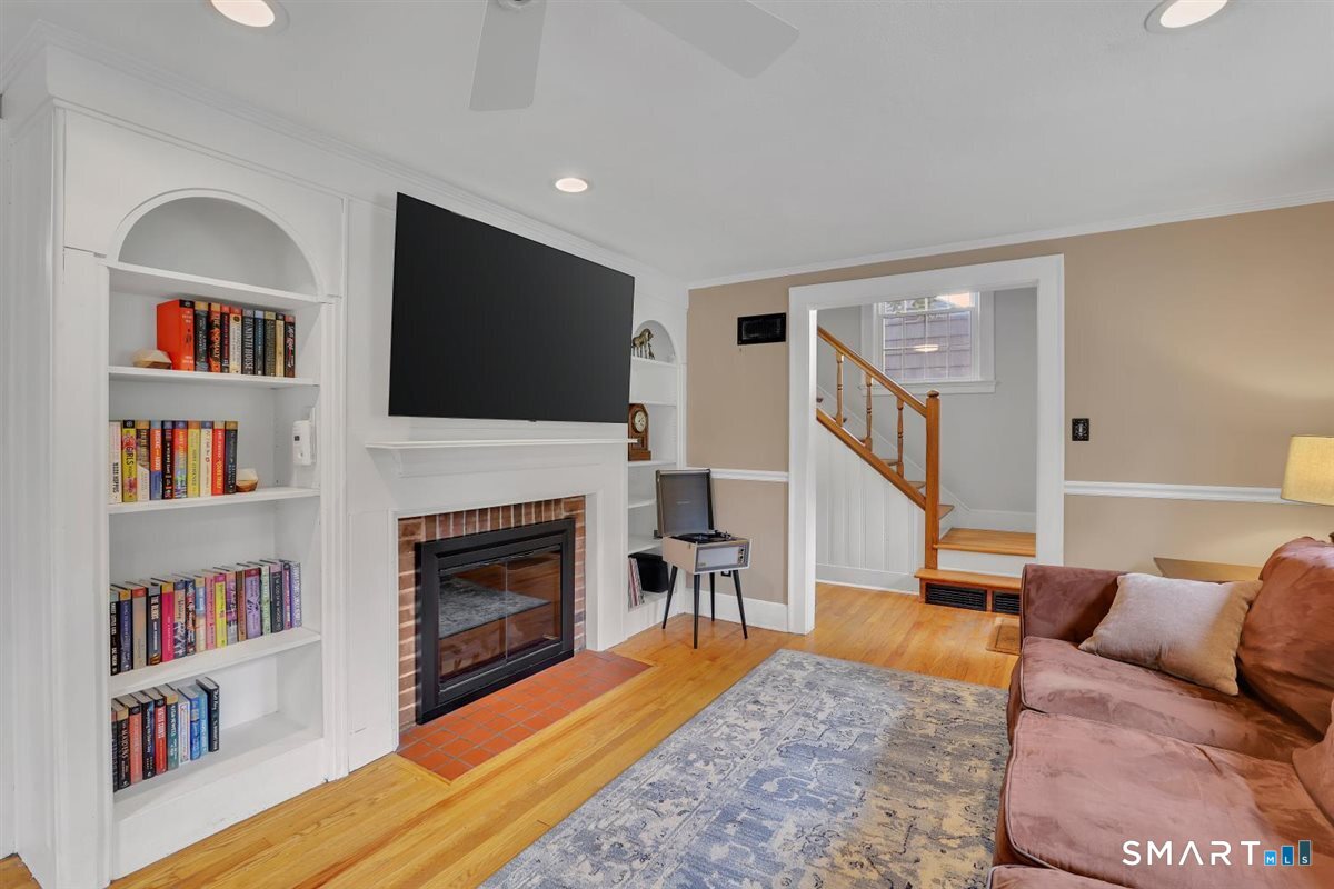 81 Lydale Place Meriden CT 06450