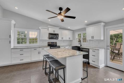 81 Lydale Place Meriden CT 06450