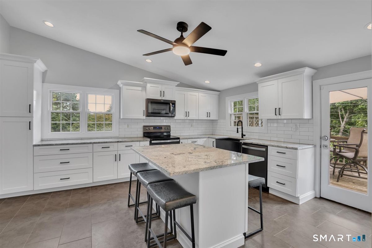 81 Lydale Place Meriden CT 06450