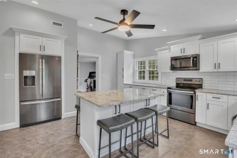 81 Lydale Place Meriden CT 06450
