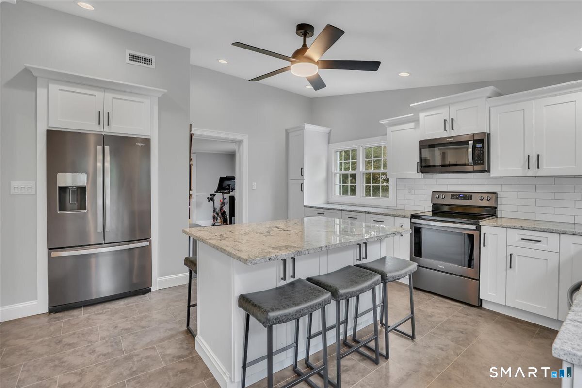 81 Lydale Place Meriden CT 06450