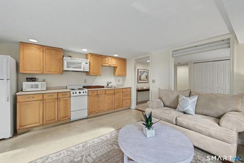 31 Splitrock Road Norwalk CT 06854
