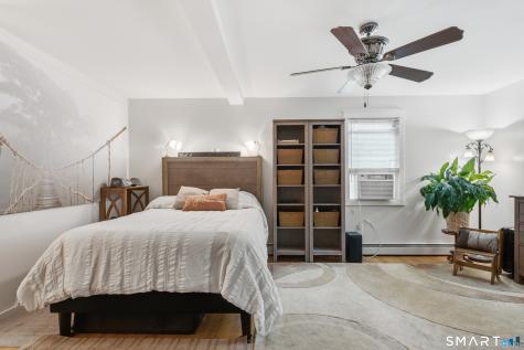 14 Larry Street Norwich CT 06360