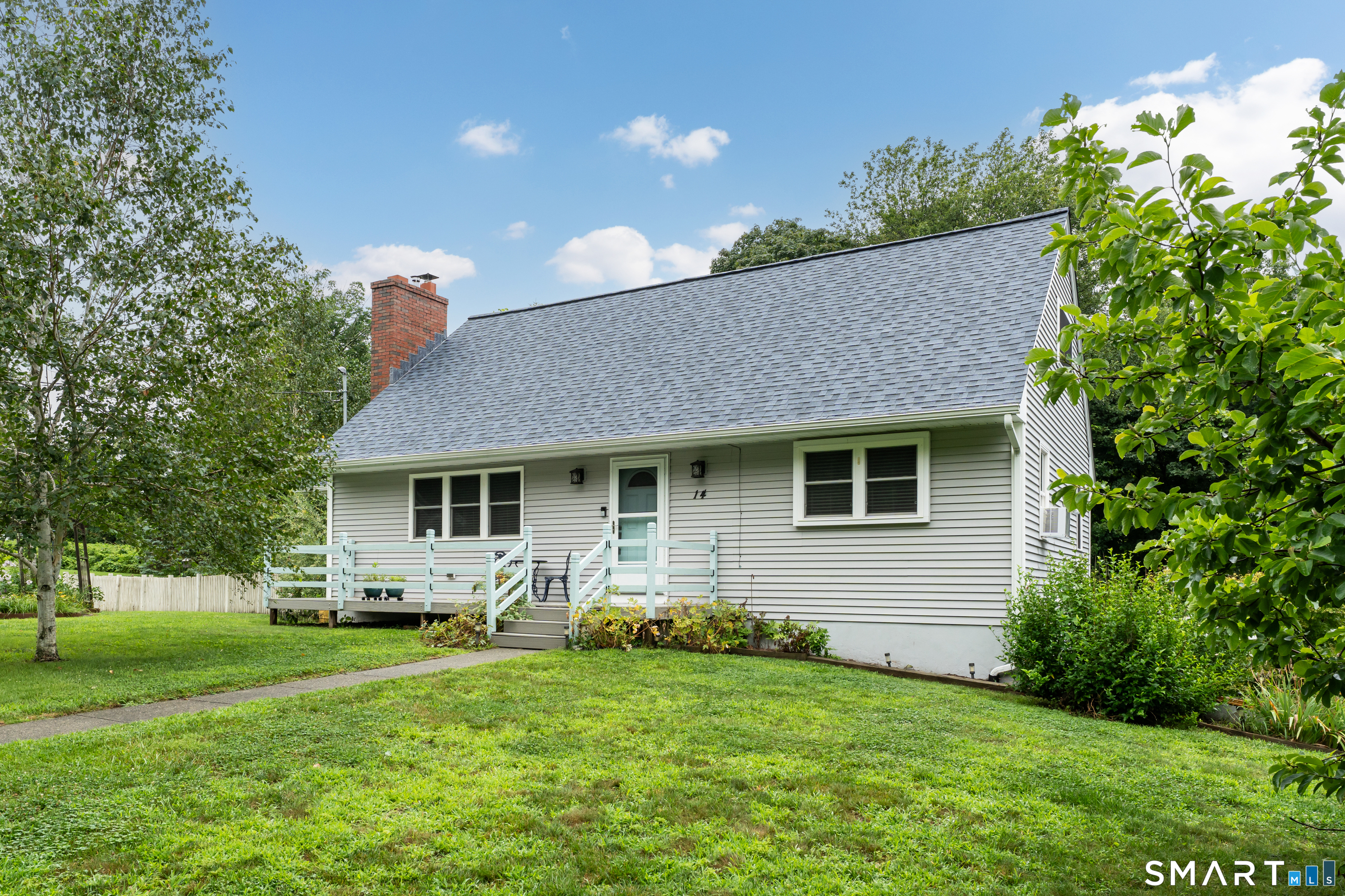 14 Larry Street Norwich CT 06360