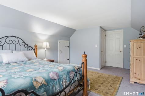 14 Larry Street Norwich CT 06360