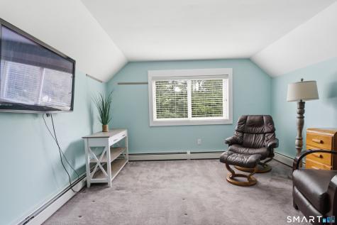 14 Larry Street Norwich CT 06360