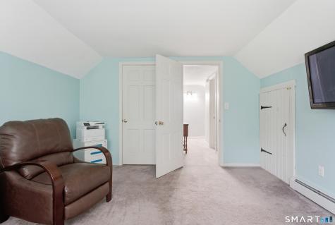 14 Larry Street Norwich CT 06360
