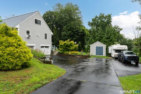 14 Larry Street Norwich CT 06360