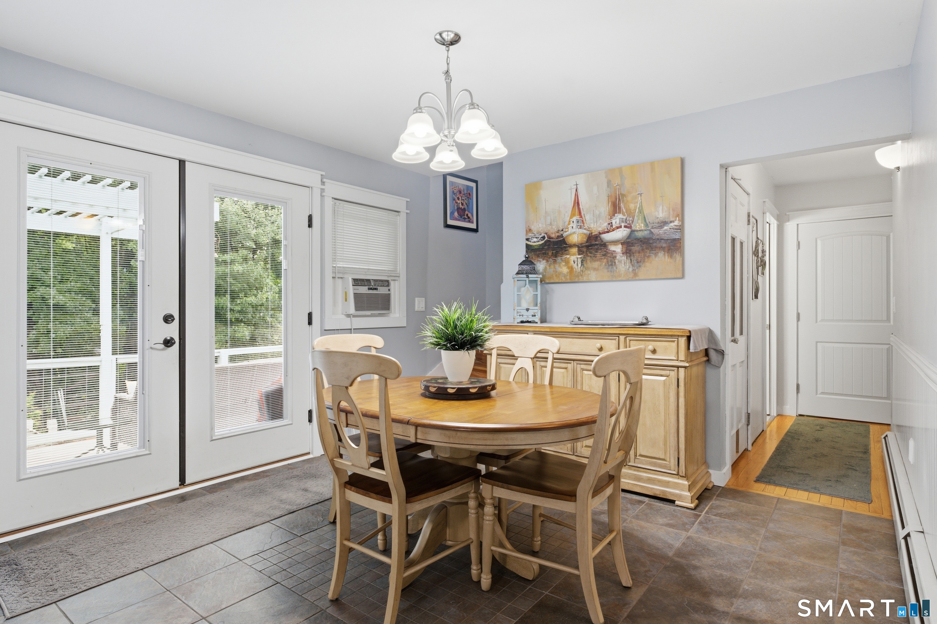 14 Larry Street Norwich CT 06360