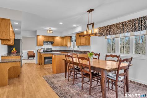 322 Willow Road Guilford CT 06437