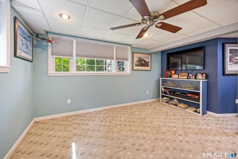 102 Knollwood Road Farmington CT 06032