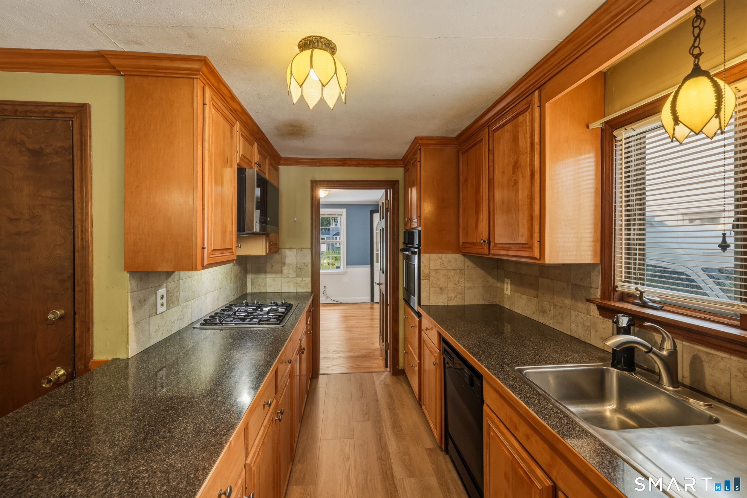 88 Englewood Avenue West Hartford CT 06110