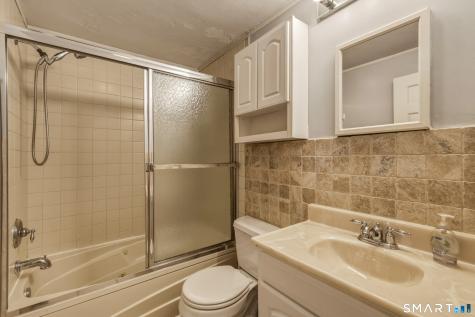 88 Englewood Avenue West Hartford CT 06110
