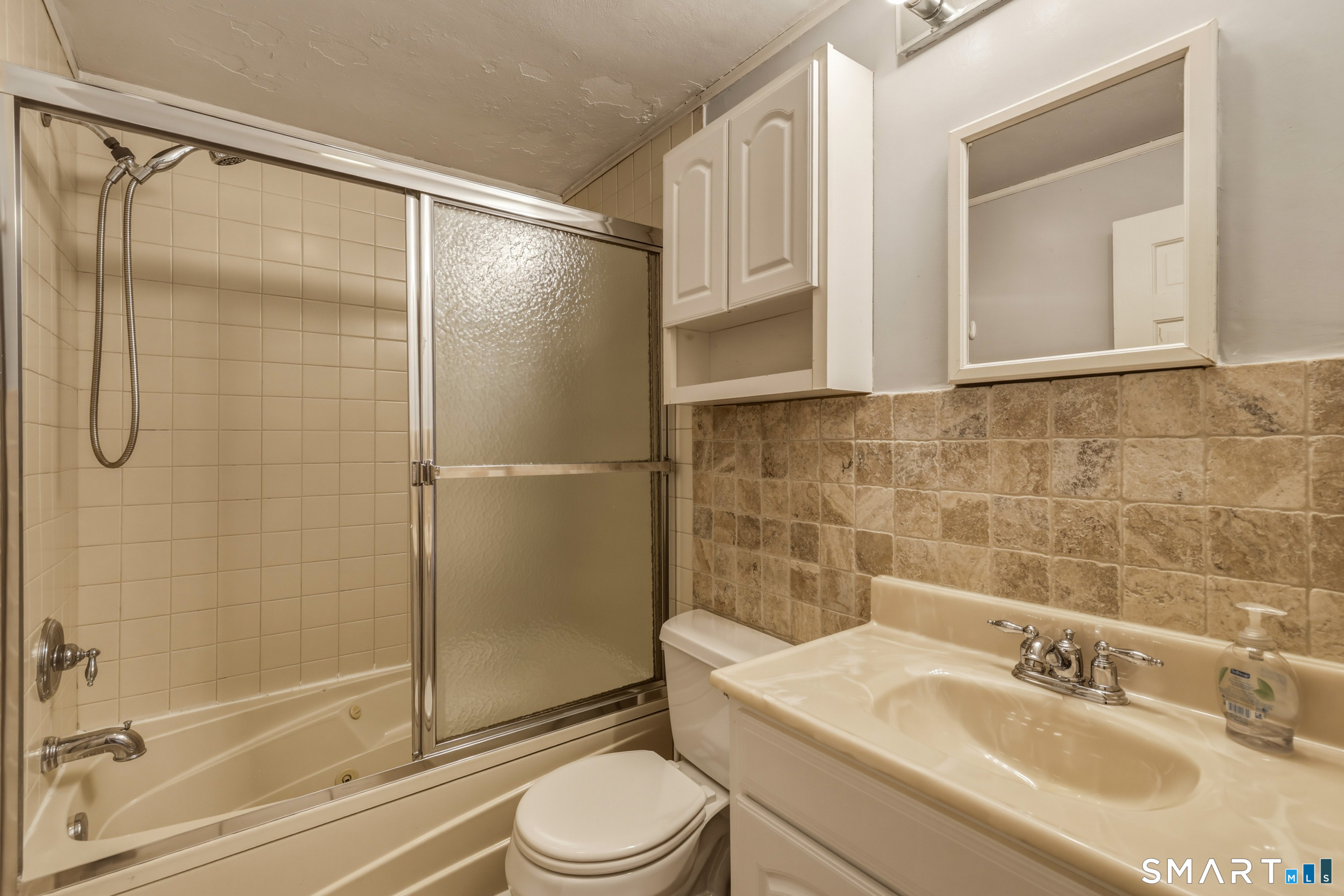 88 Englewood Avenue West Hartford CT 06110