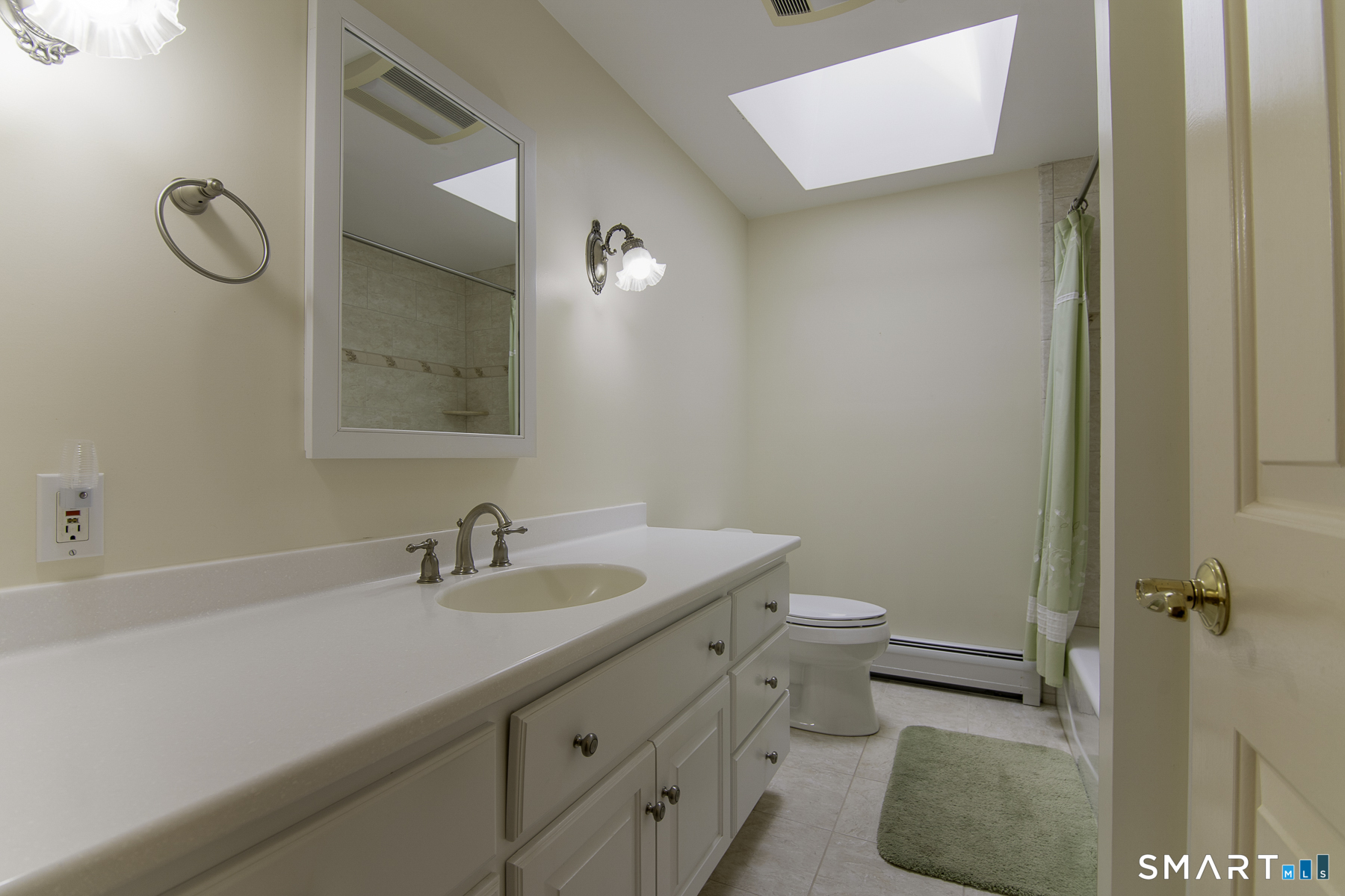 59 Corey Lane East Lyme CT 06357