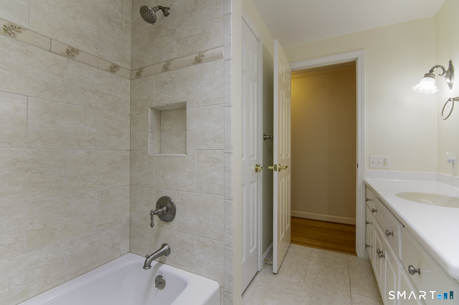59 Corey Lane East Lyme CT 06357
