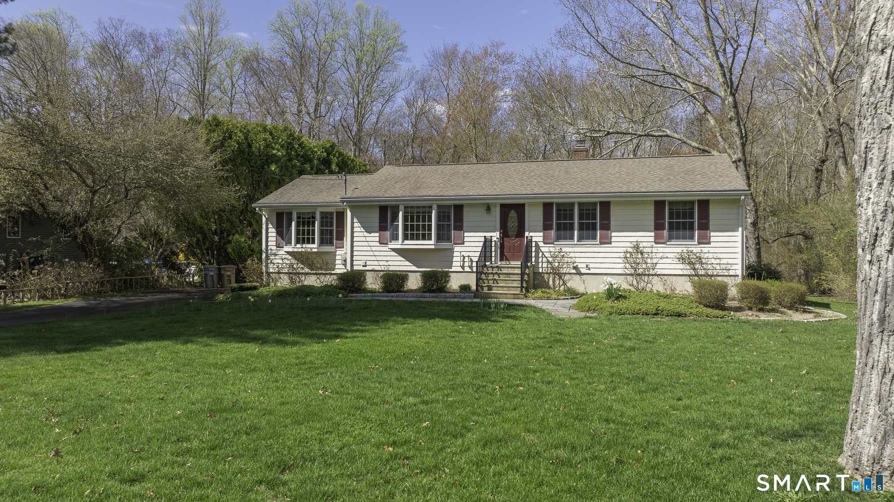 59 Corey Lane East Lyme CT 06357
