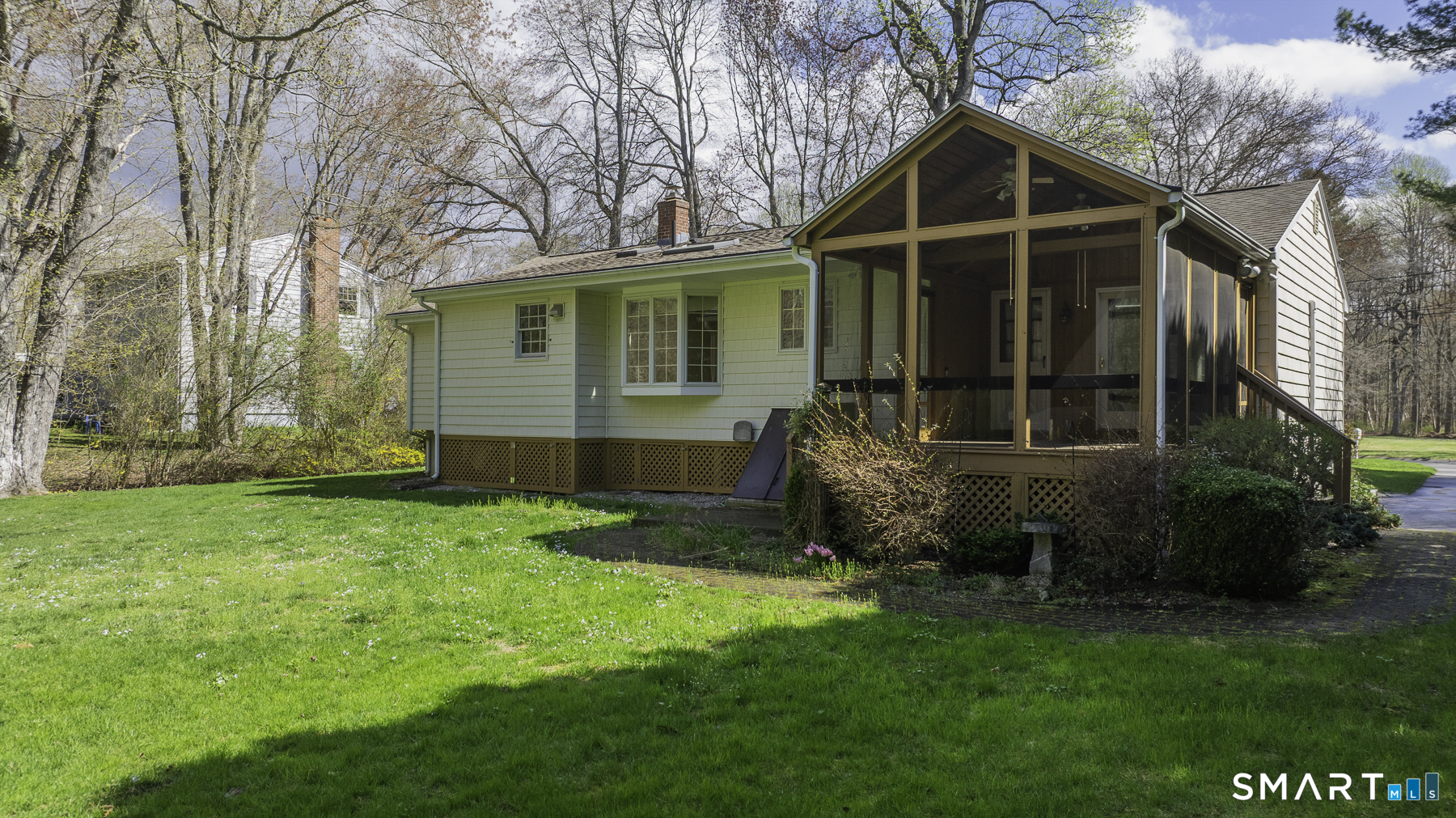 59 Corey Lane East Lyme CT 06357