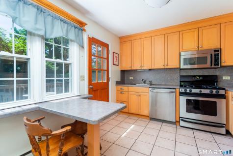 31 Edward Place Stamford CT 06905