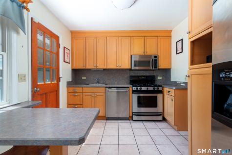 31 Edward Place Stamford CT 06905