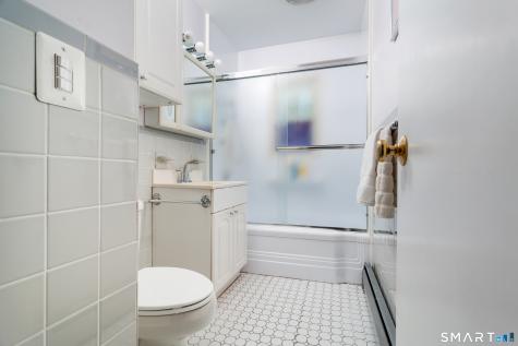 31 Edward Place Stamford CT 06905
