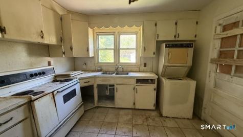 131 Bryden Terrace Hamden CT 06517