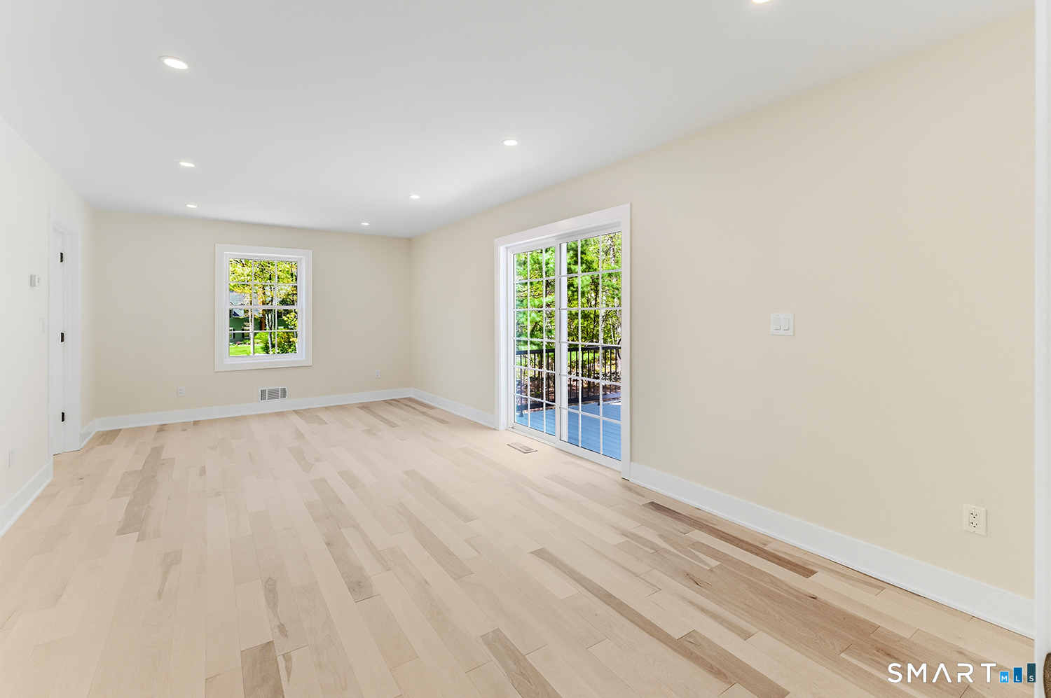 7 Queens Peak Canton CT 06019