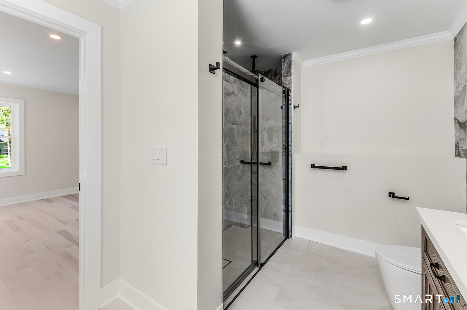 7 Queens Peak Canton CT 06019