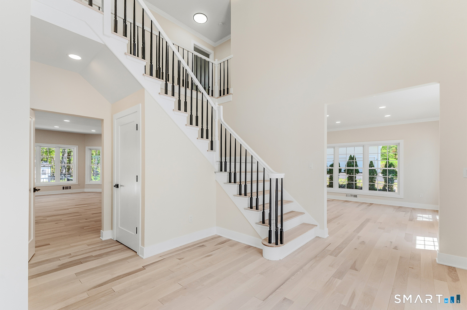7 Queens Peak Canton CT 06019