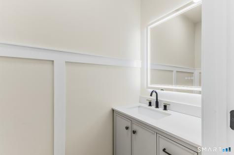 7 Queens Peak Canton CT 06019