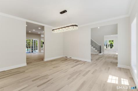 7 Queens Peak Canton CT 06019