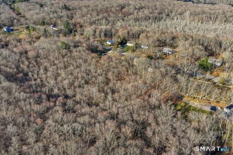 1920 Center Groton Road Ledyard CT 06339