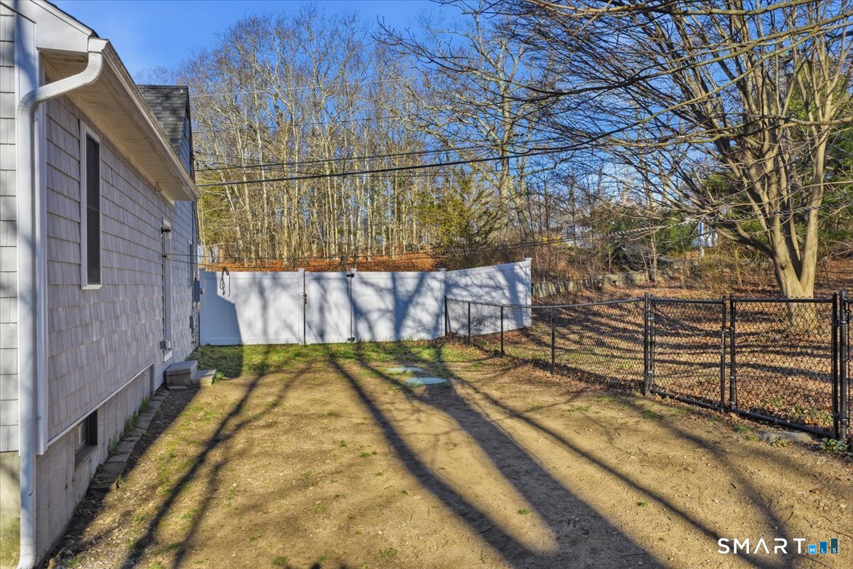 1920 Center Groton Road Ledyard CT 06339