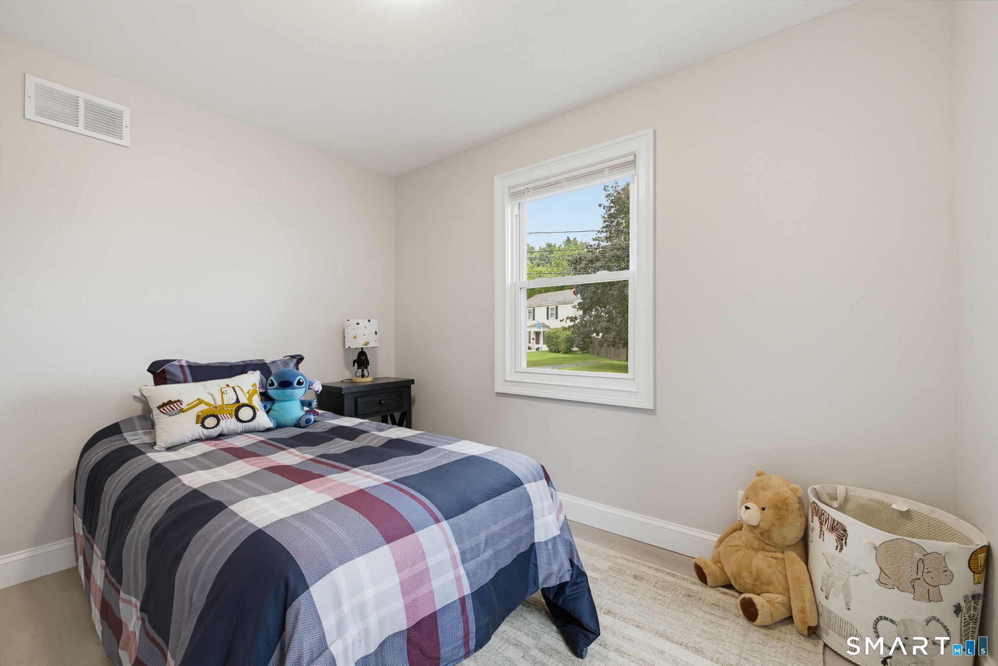 11 Elmhurst Circle West Hartford CT 06110