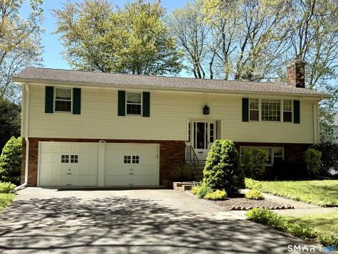 75 Masna Place Stratford CT 06614