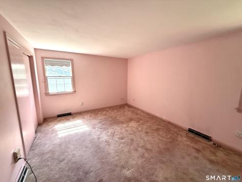 75 Masna Place Stratford CT 06614