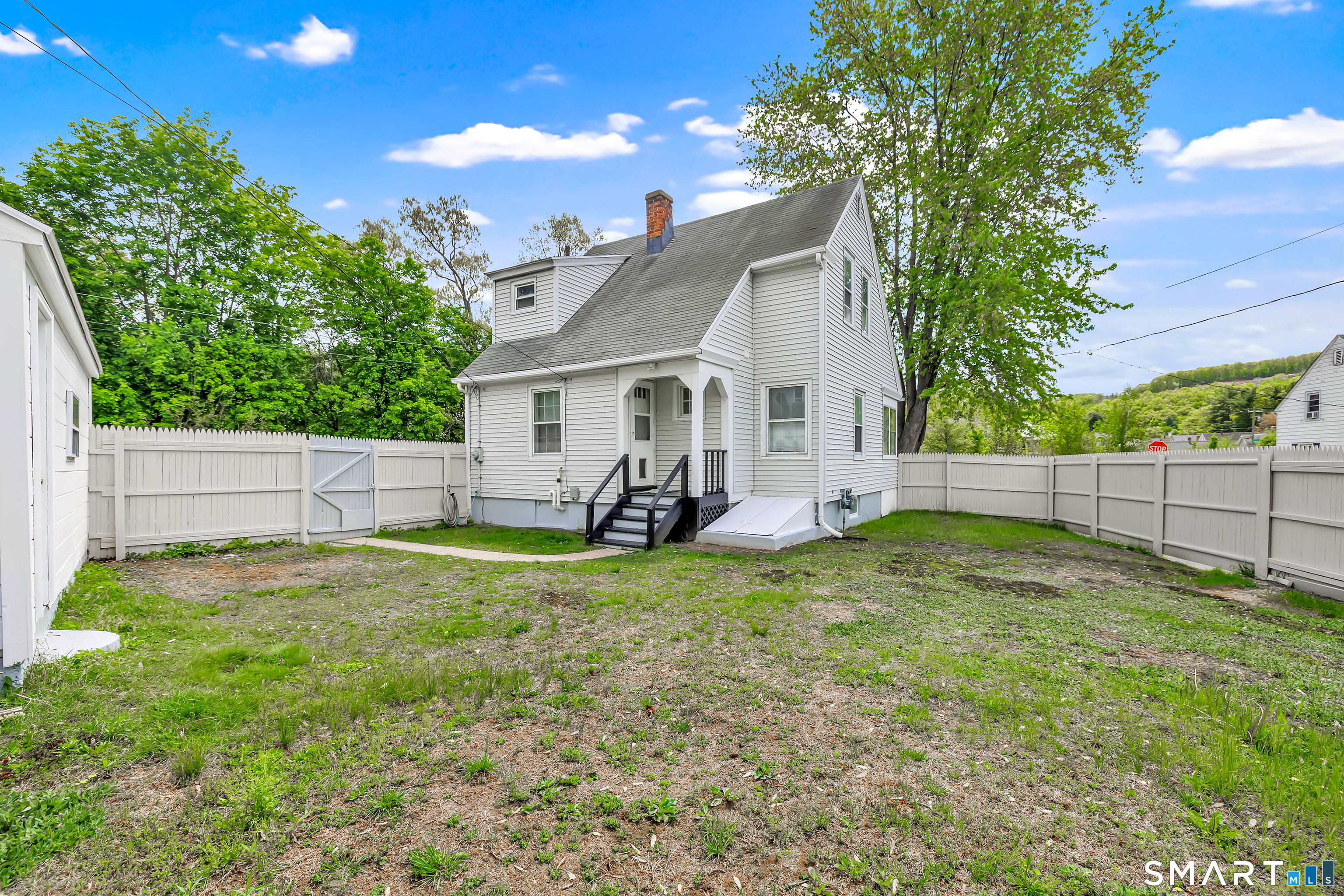 106 Brookdale Lane Waterbury CT 06705
