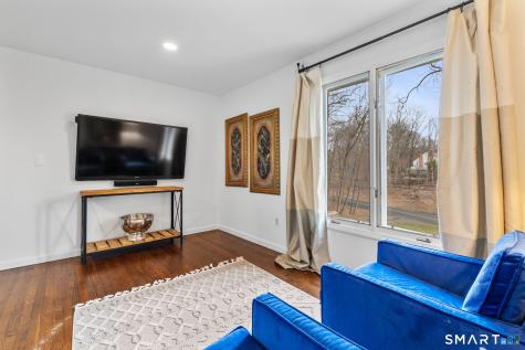 326 Thayer Pond Road Wilton CT 06897