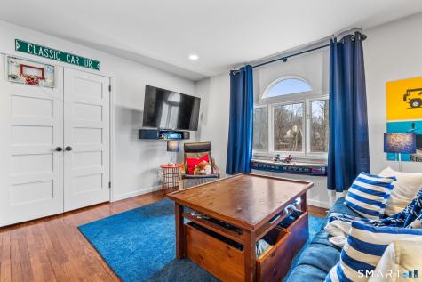 326 Thayer Pond Road Wilton CT 06897