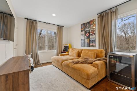 326 Thayer Pond Road Wilton CT 06897