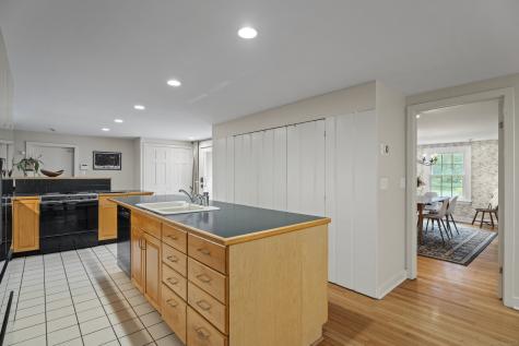 133 Blake Road Hamden CT 06517
