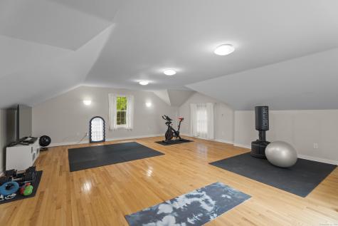 133 Blake Road Hamden CT 06517