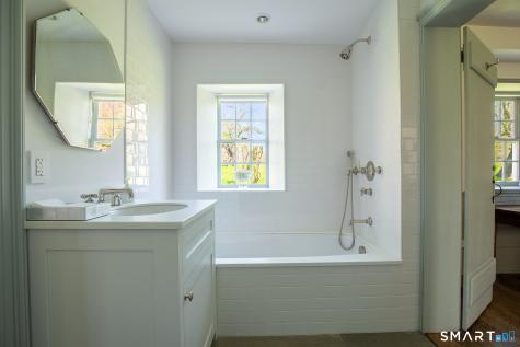 102 Melius Road Warren CT 06754