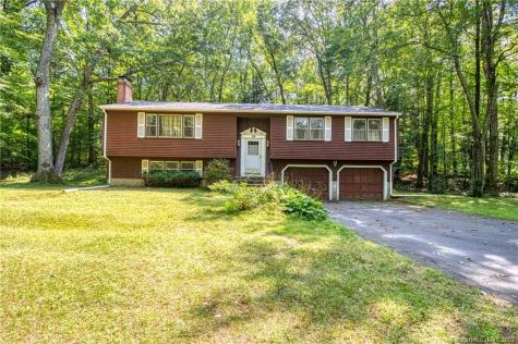 59 Holcomb Street Simsbury CT 06070