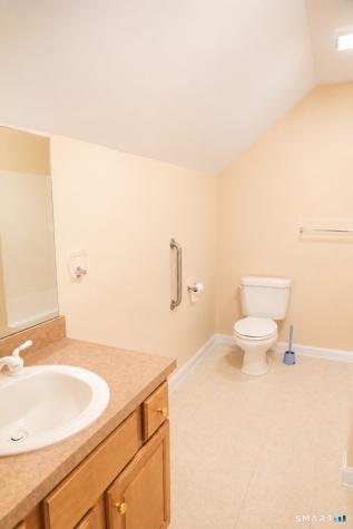 46 Washington Drive Middlebury CT 06762