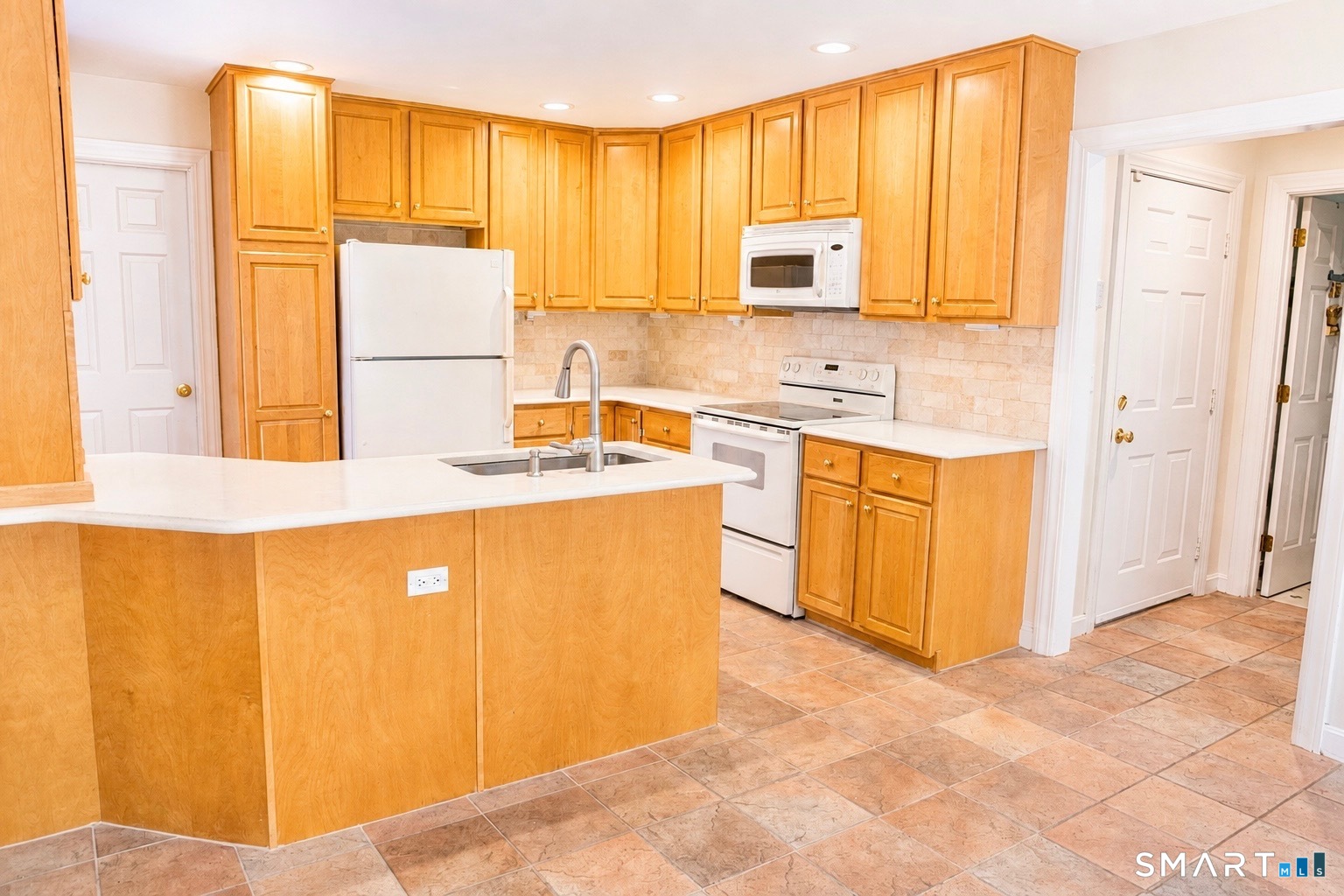 46 Washington Drive Middlebury CT 06762
