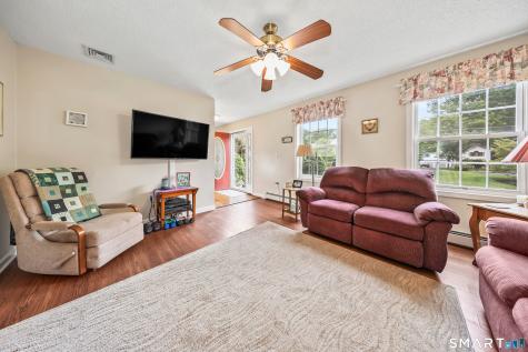 30 Bridle Trail Drive Naugatuck CT 06770